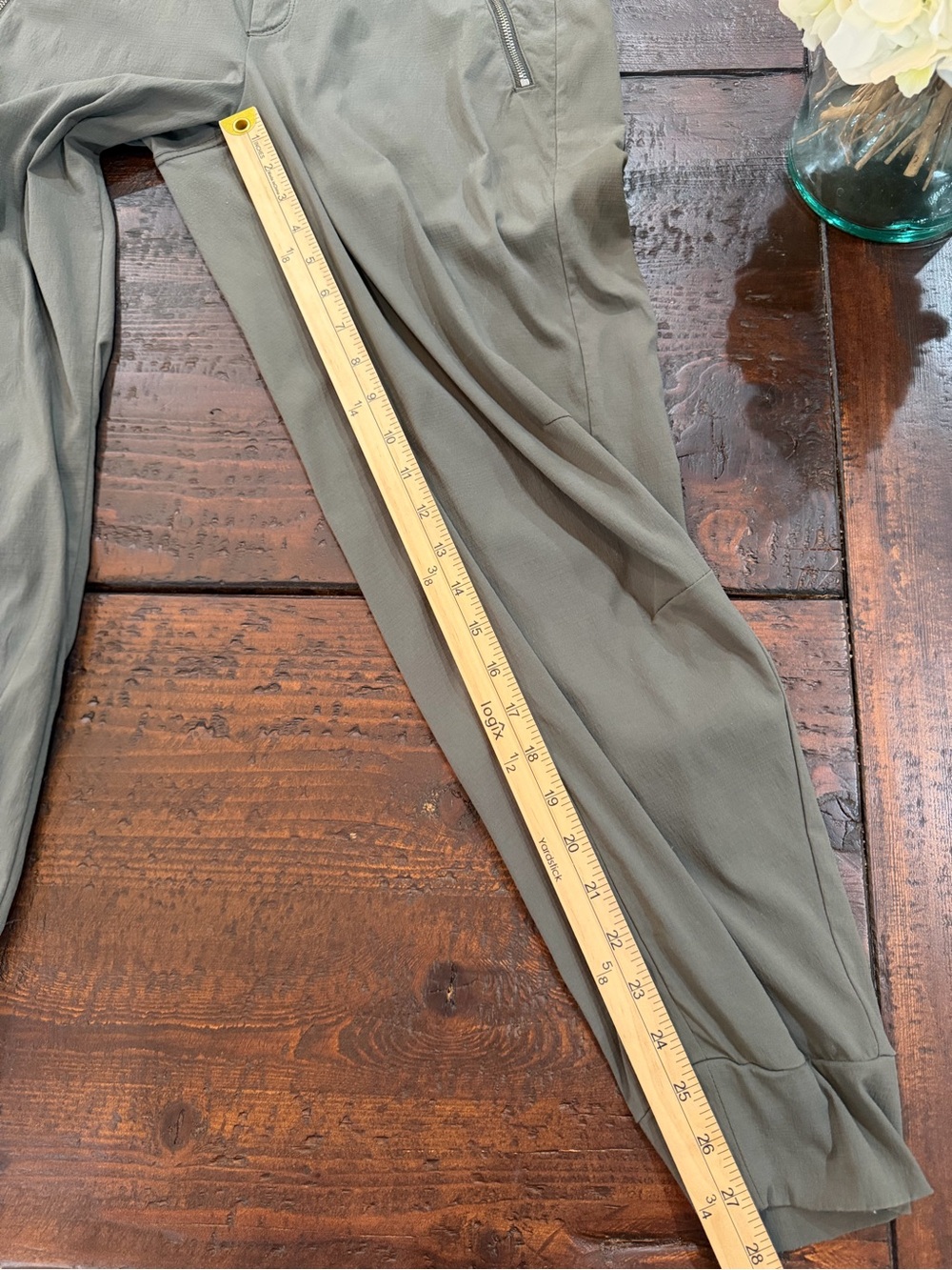 Athleta Trekkie North Jogger Olive Green Ripstop Hiking Pants Size 8 Gorpcore - Picture 8 of 11
